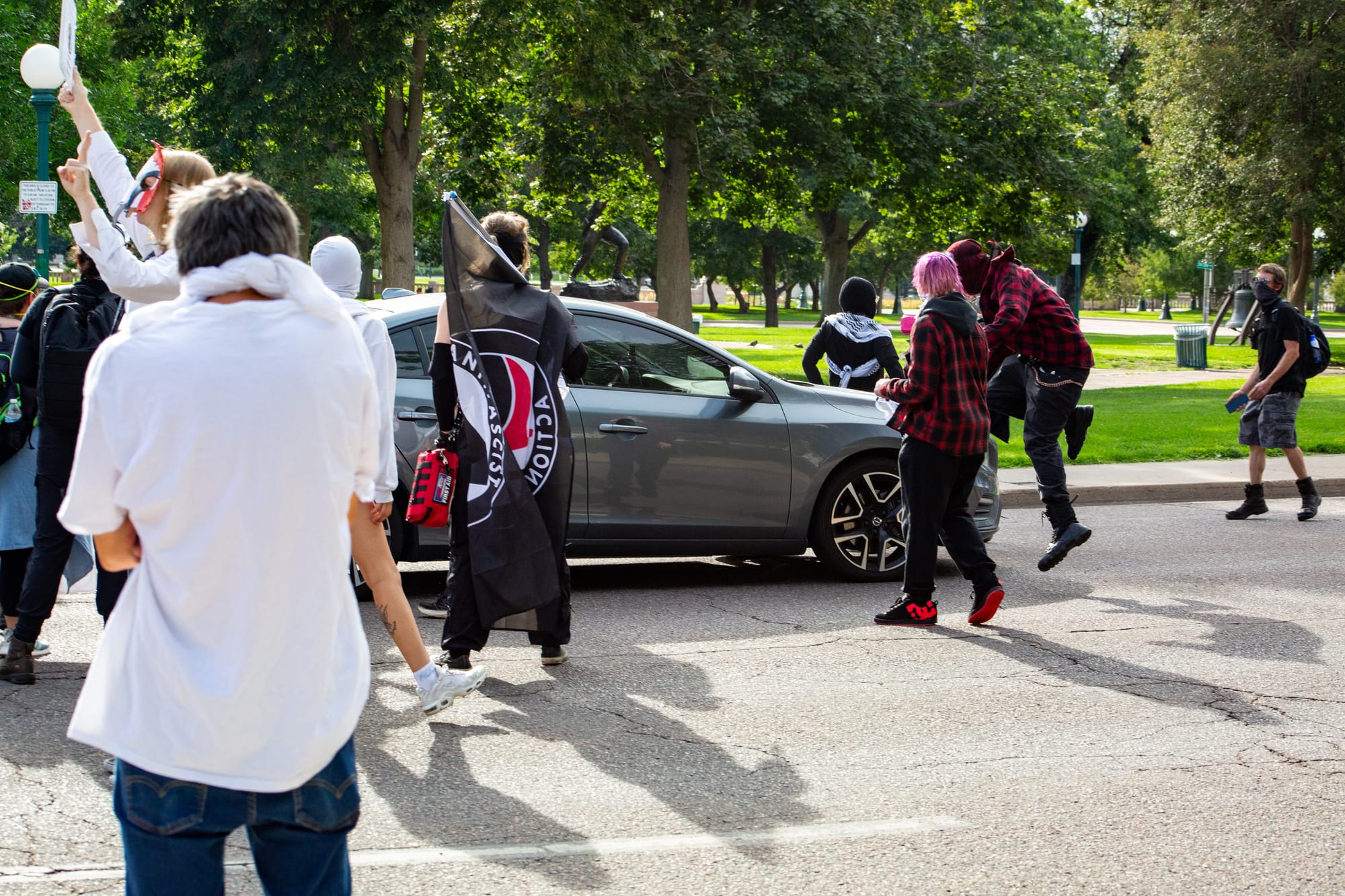 Protesters Make a Stand Despite Low Turnout and Growing Police Aggression